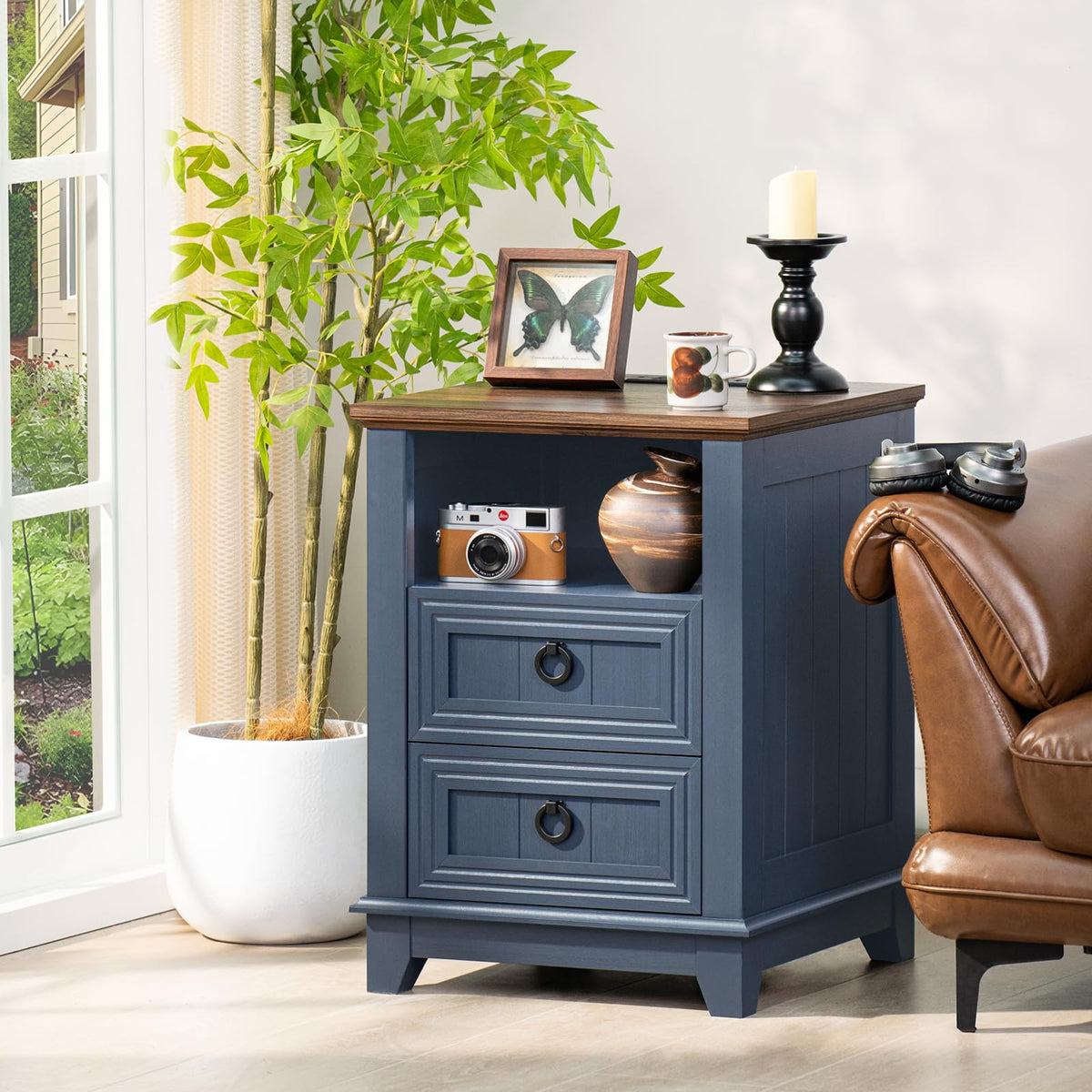 18" Blue Wooden Nightstand Set of 2 with Charging Station Q36707