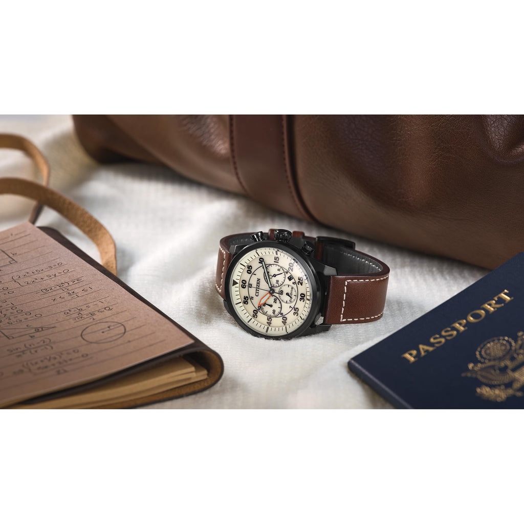 Eco-Drive Chronograph Sport Casual Watch M7690